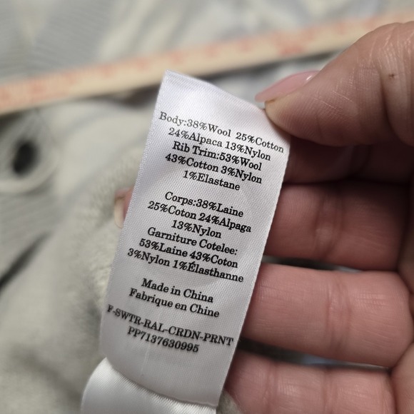 Everlane Wonens Oversized Alpaca Tiger Jacquard Cardigan White/Gray Sz S NWT - Picture 14 of 14